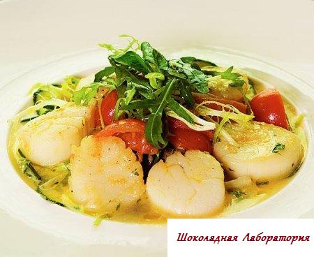 Рецепт - Теплый салат из морского гребешка с имбирем