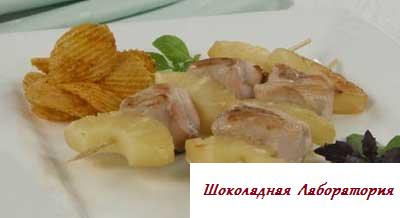 Рецепт - Шашлычки из курицы с ананасами